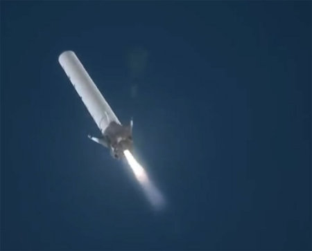 SpaceX revela su plan para el primer cohete del mundo completamente reutilizable